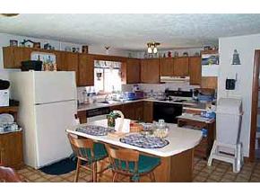 18 Rocco Drive Derry, NH 03038 - Photo 5 of 9