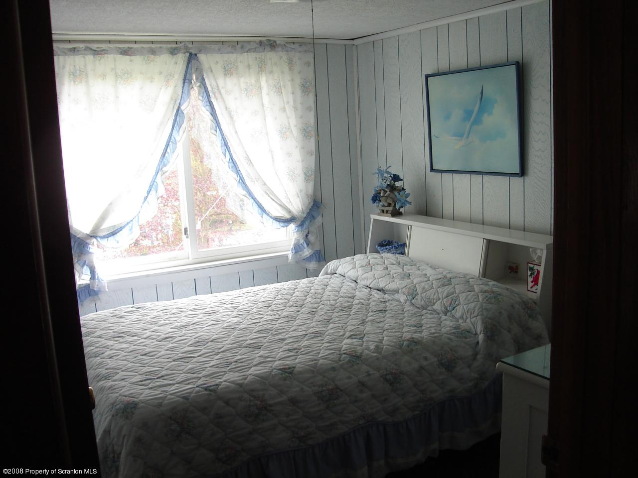 3 Howe Street Nicholson, PA 18446 - Photo 7 of 11 Gallery Image 7