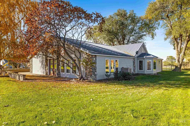 $645,000 | 3859 North 1100 East, Buhl, ID 83316