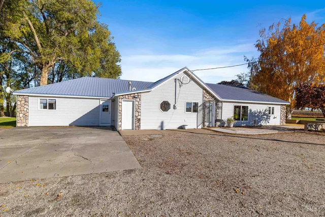 $645,000 | 3859 North 1100 East, Buhl, ID 83316