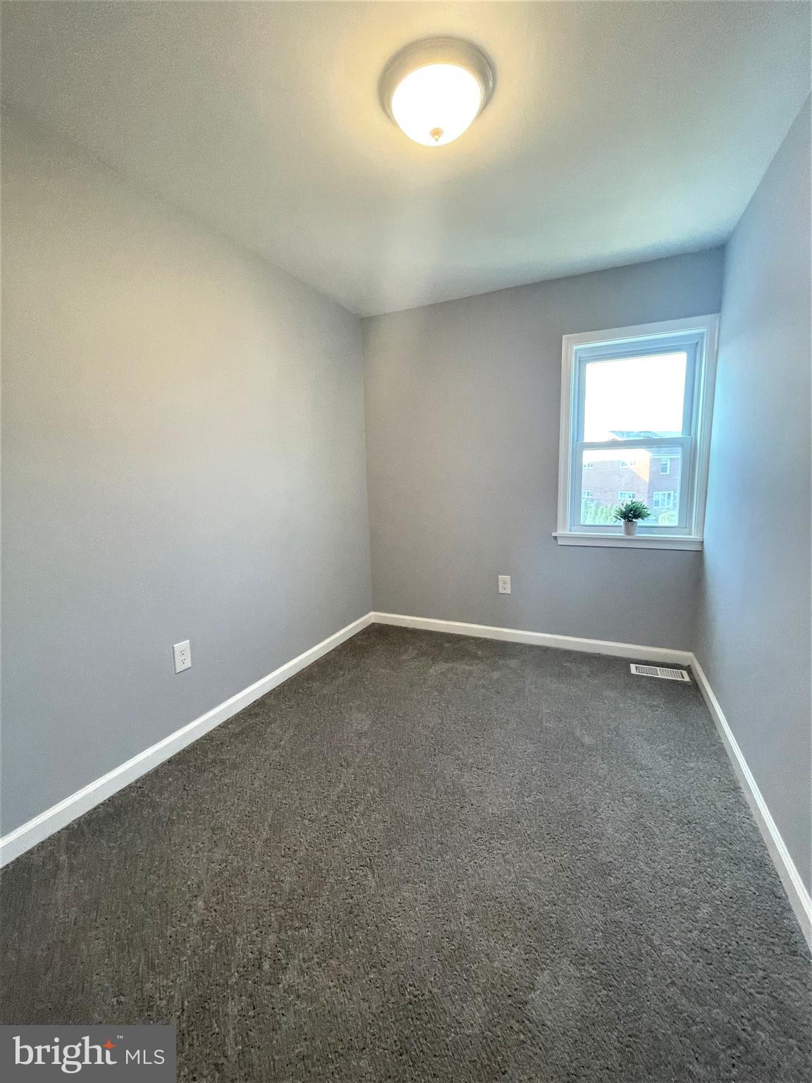 2747 Norfen Road Halethorpe, MD 21227 - Photo 23 of 38