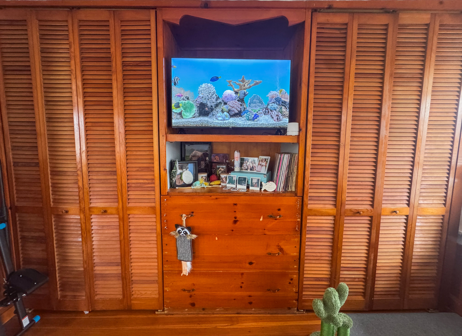 3701 Spring Grove Road Johnsburg, IL 60051 - Photo 16 of 46 a view of a door with a door