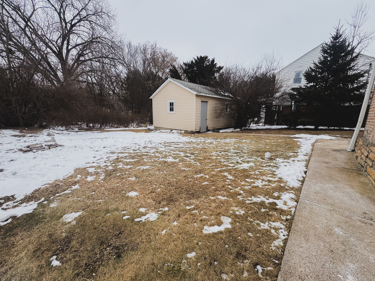 3701 Spring Grove Road Johnsburg, IL 60051 - Photo 42 of 46 a bathroom with a large tree