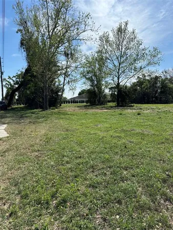 $250,000 | 19 State Road, Groveland, FL 34736