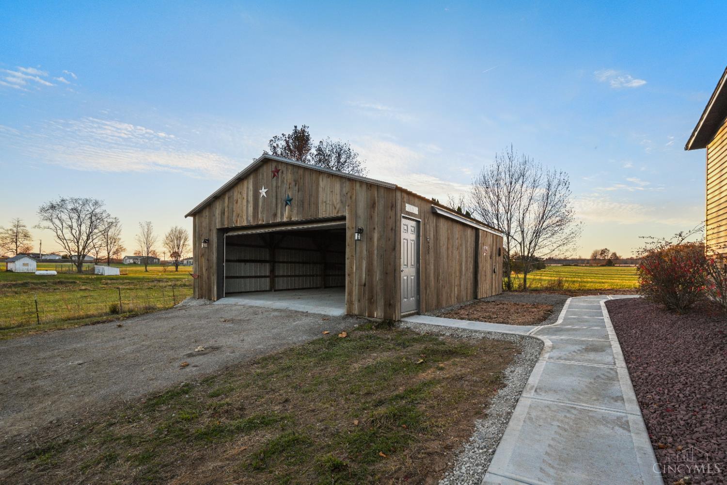 6911 North Graham Road Madison, IN 47250 - Photo 11 of 40 Gallery Image 11