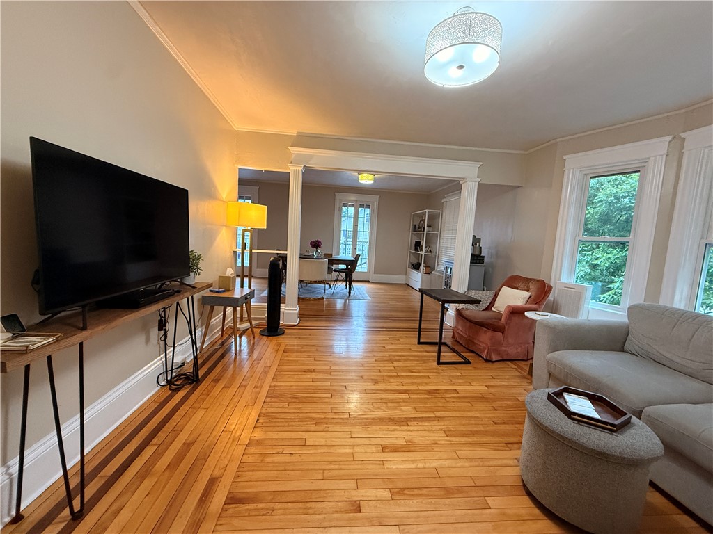 215 Rochambeau Avenue Providence, RI 02906 - Photo 15 of 42