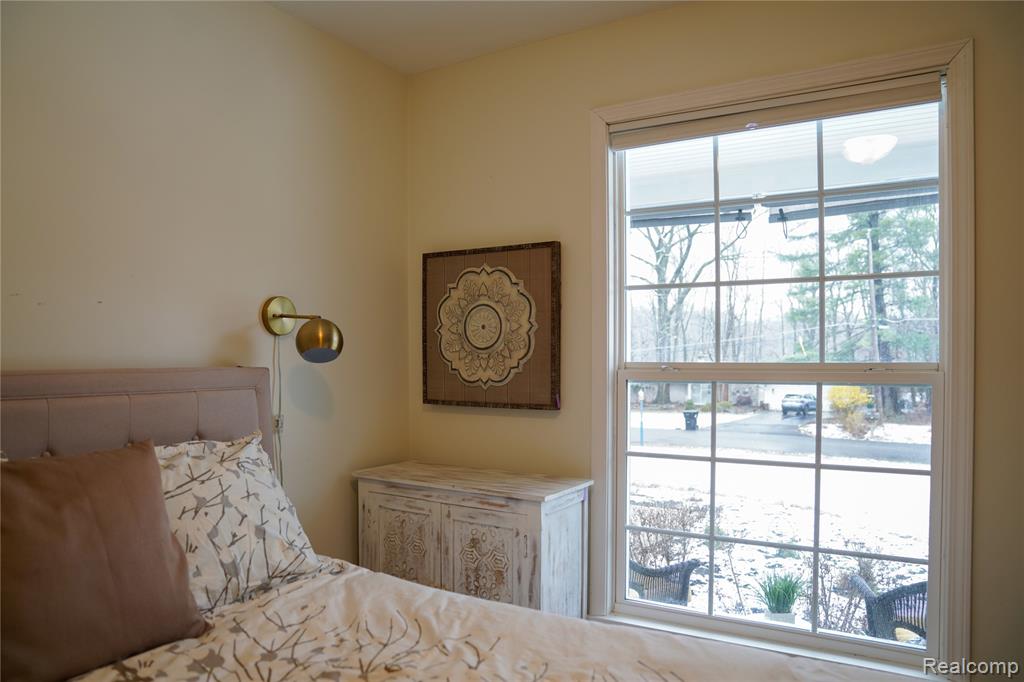 34361 Quaker Valley Road Farmington Hills, MI 48331 - Photo 46 of 62 Gallery Image 46