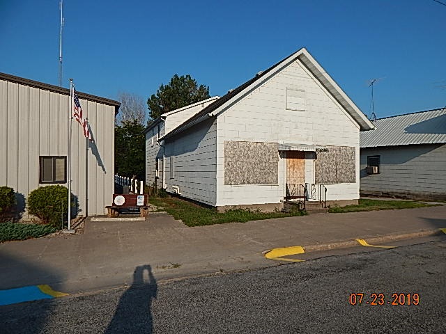 131 Main Street Bennett, IA 52721 - Photo 4 of 27 Gallery Image 4