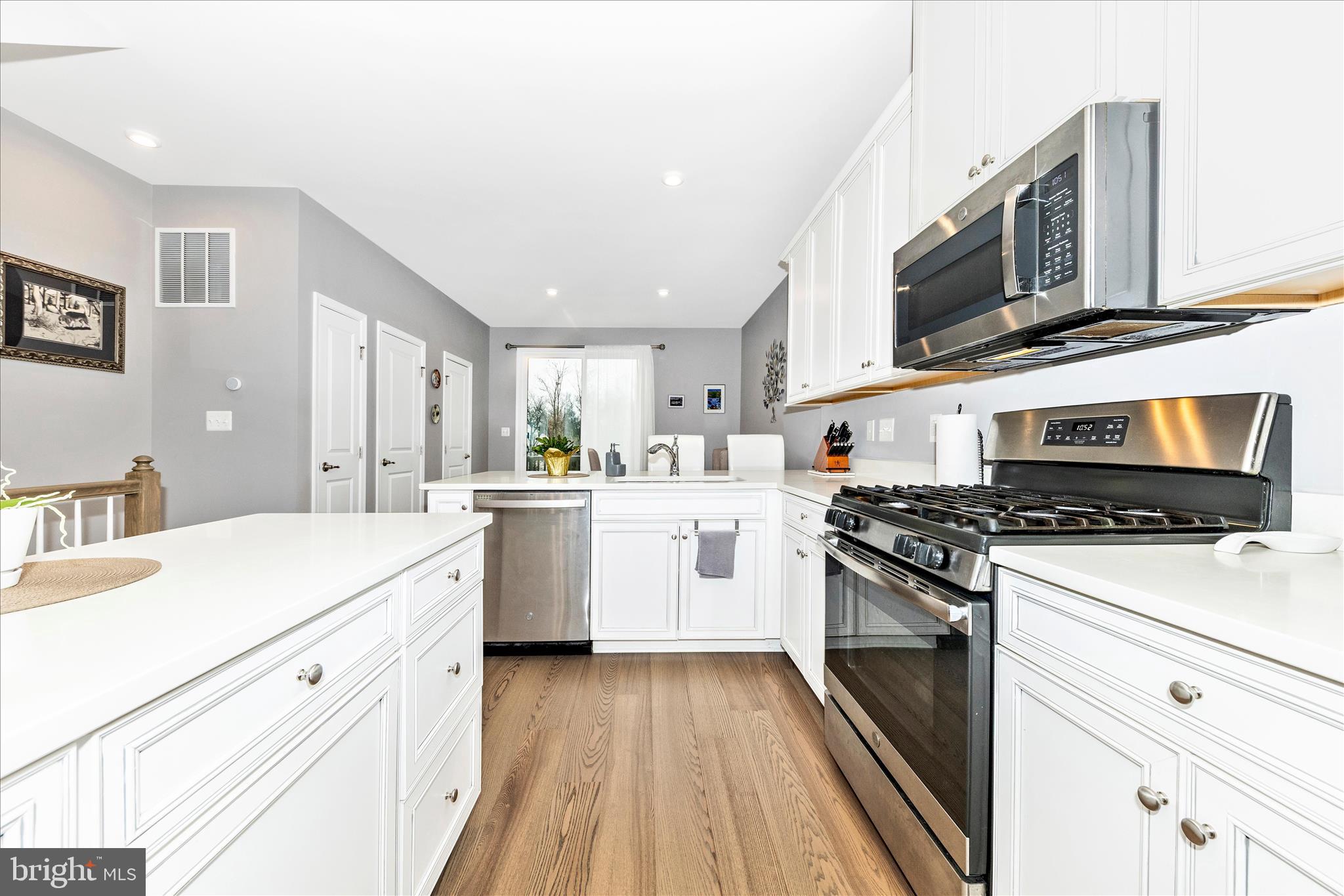 43406 Old Ryan Road Ashburn, VA 20148 - Photo 11 of 58 Kitchen
