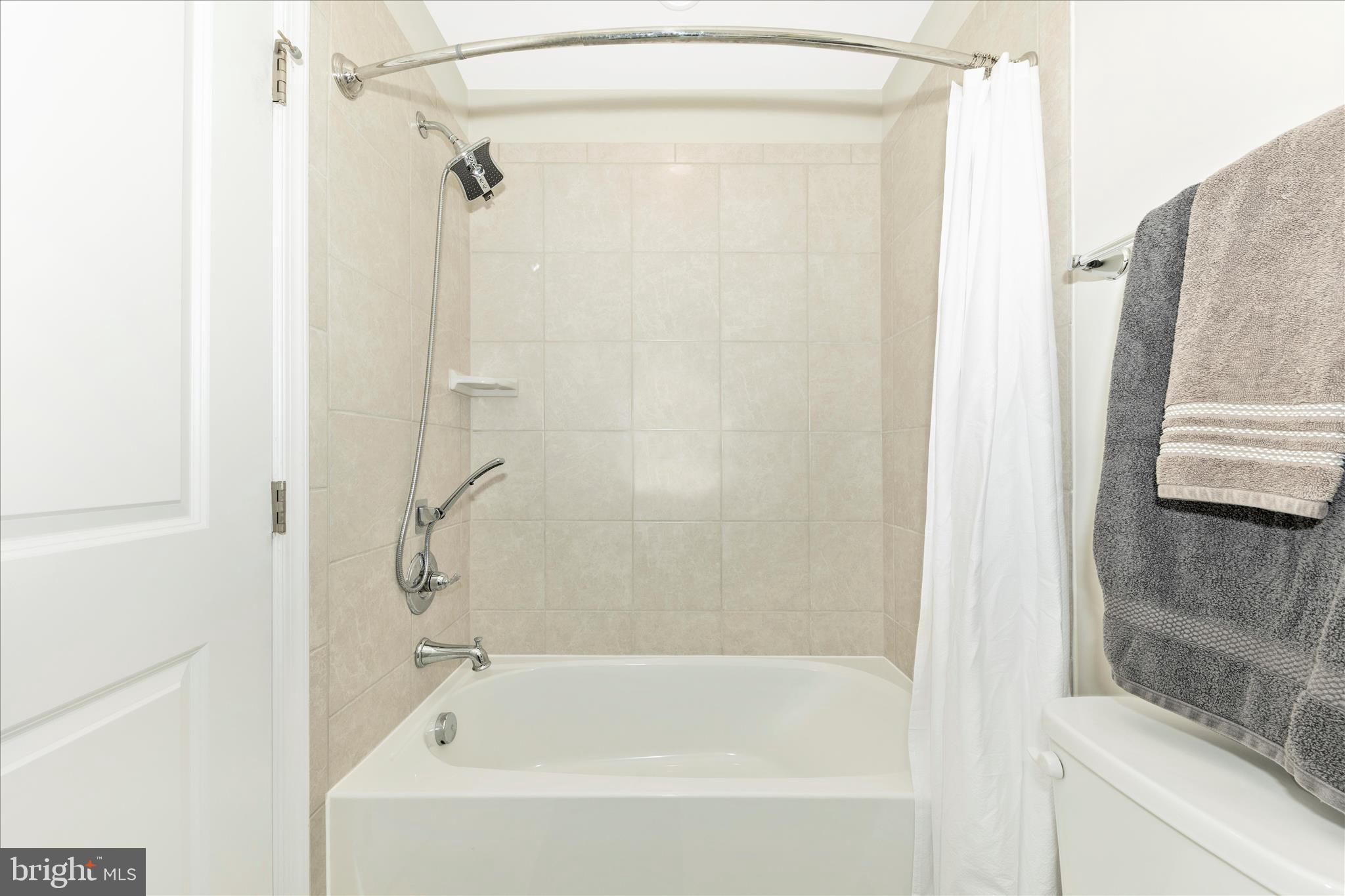 43406 Old Ryan Road Ashburn, VA 20148 - Photo 29 of 58 Bedroom 2 Bath