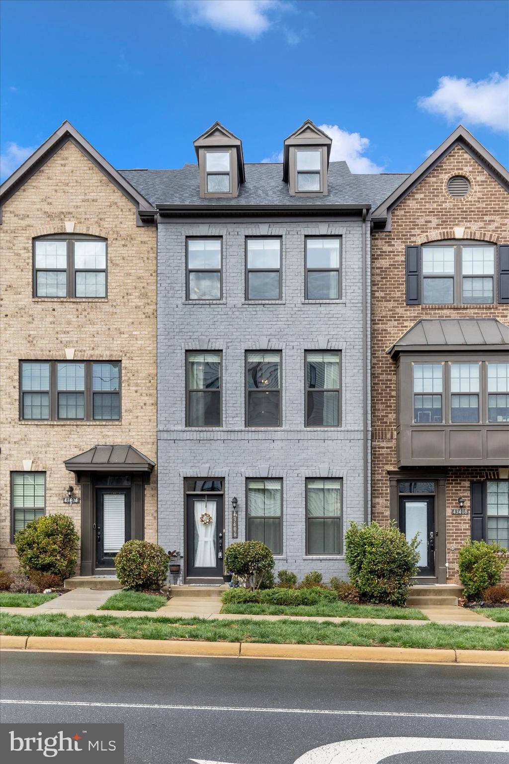 43406 Old Ryan Road Ashburn, VA 20148 - Photo 37 of 58 Exterior Front