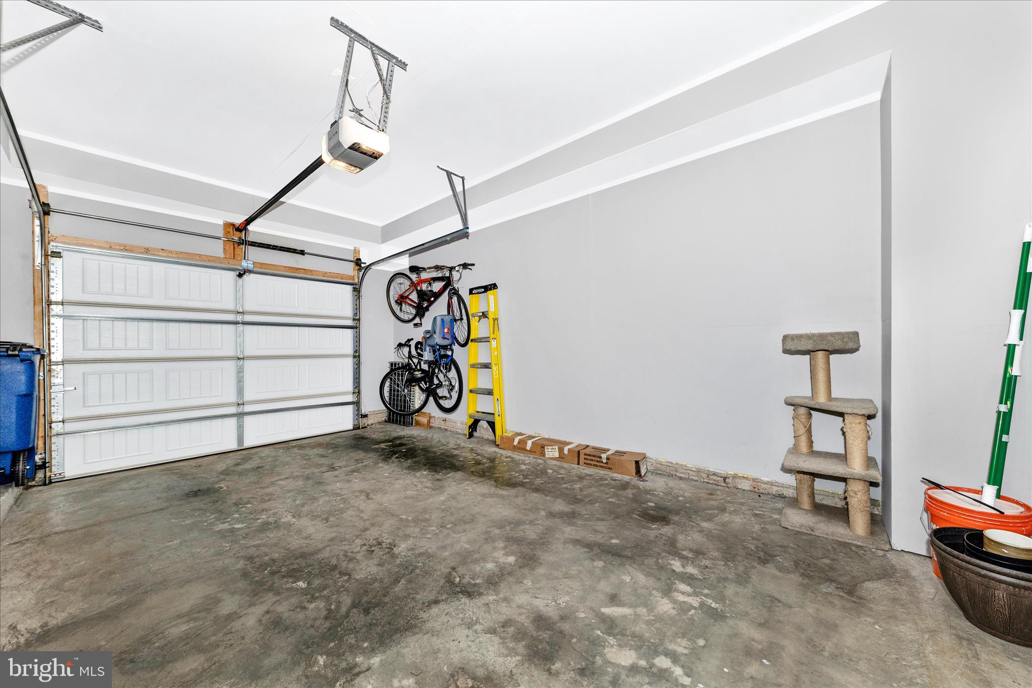 43406 Old Ryan Road Ashburn, VA 20148 - Photo 7 of 58 Garage