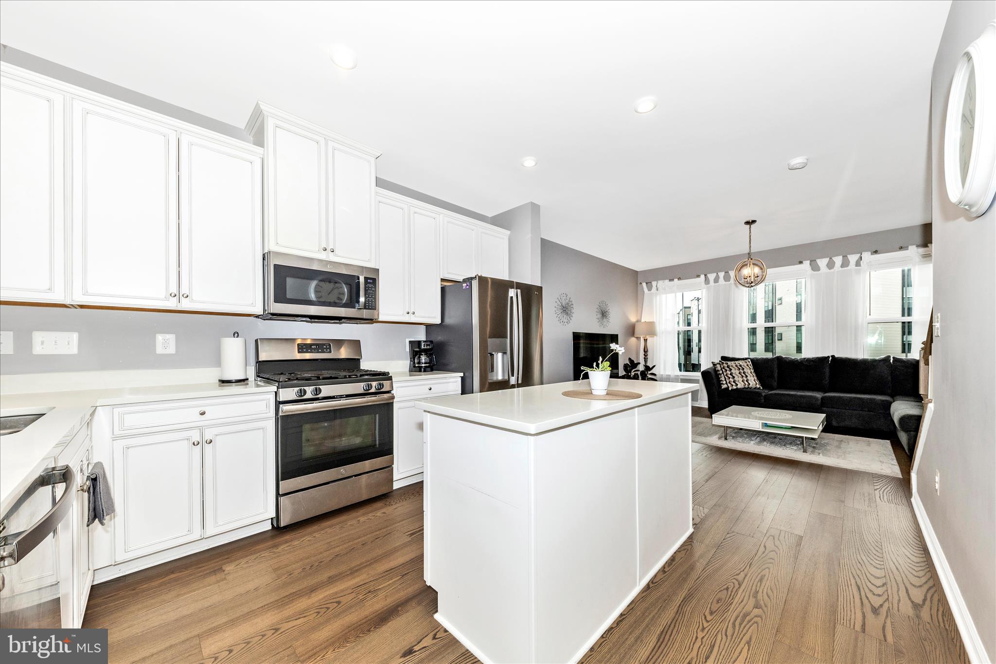 43406 Old Ryan Road Ashburn, VA 20148 - Photo 8 of 58 Kitchen