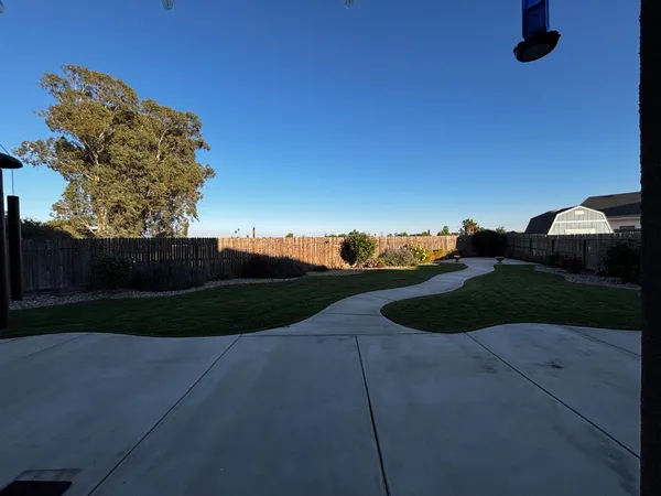 $650,000 | 1614 North Barcus Avenue, Fresno, CA 93722