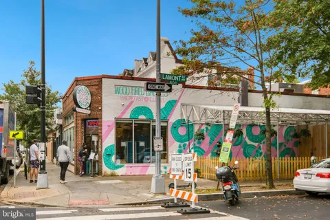 a view of a building entrance