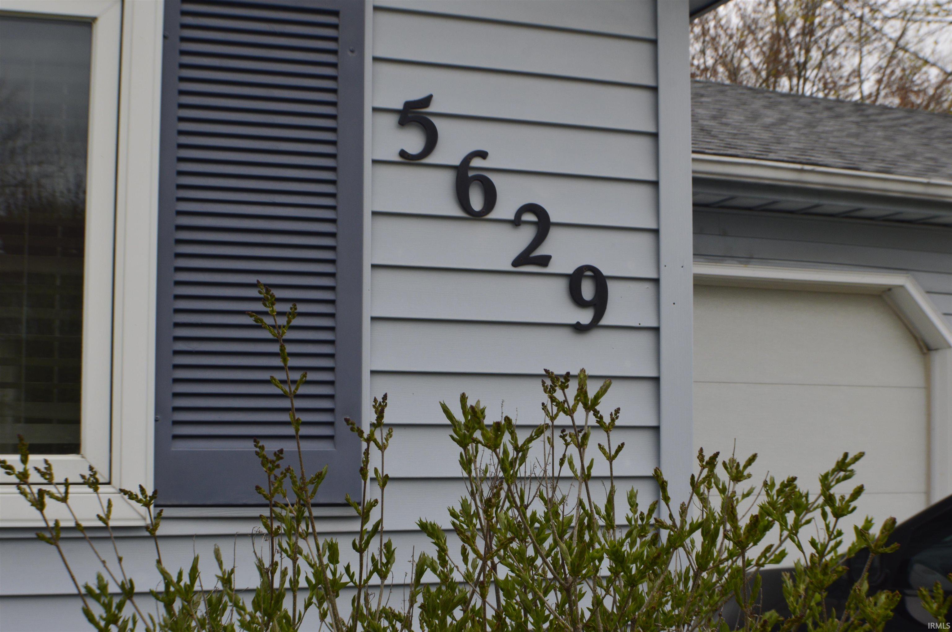 5629 Robin Run Fort Wayne, IN 46835 - Photo 2 of 28