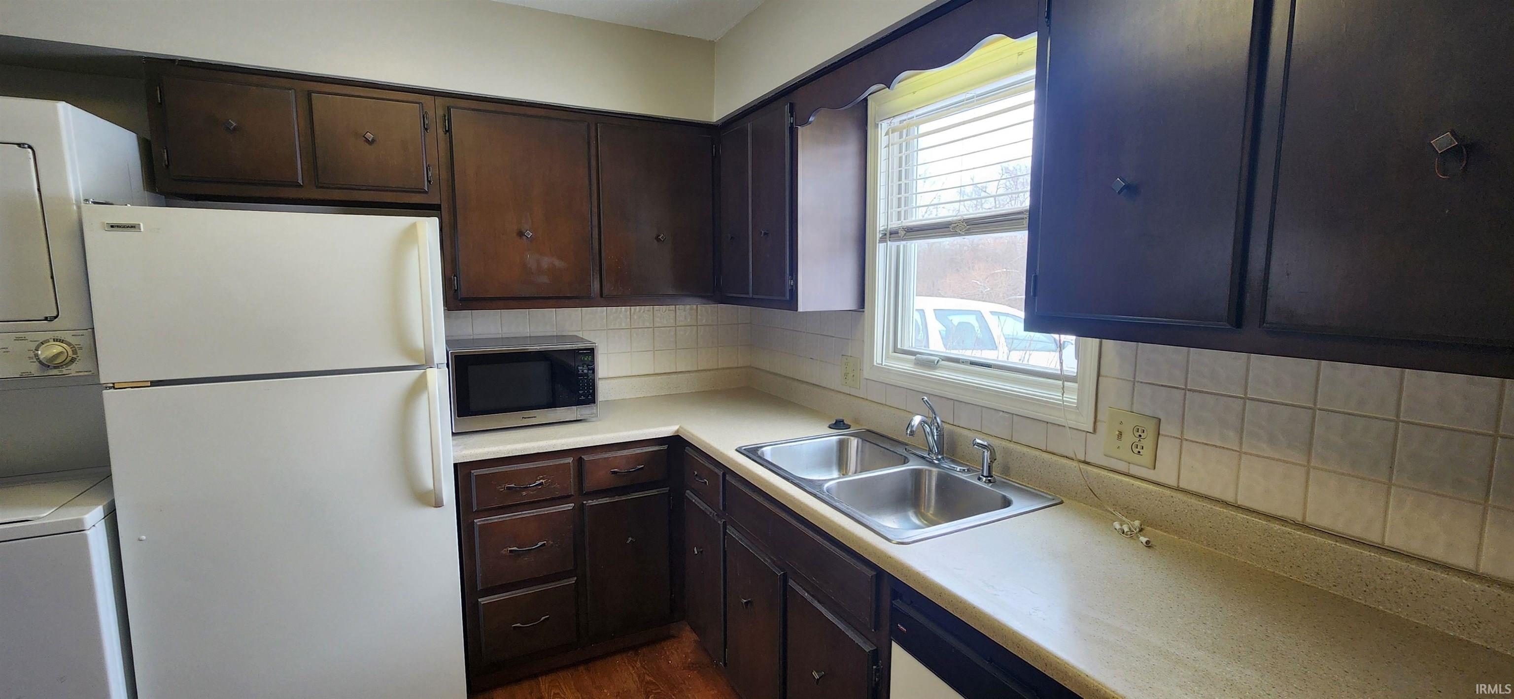 5629 Robin Run Fort Wayne, IN 46835 - Photo 7 of 28