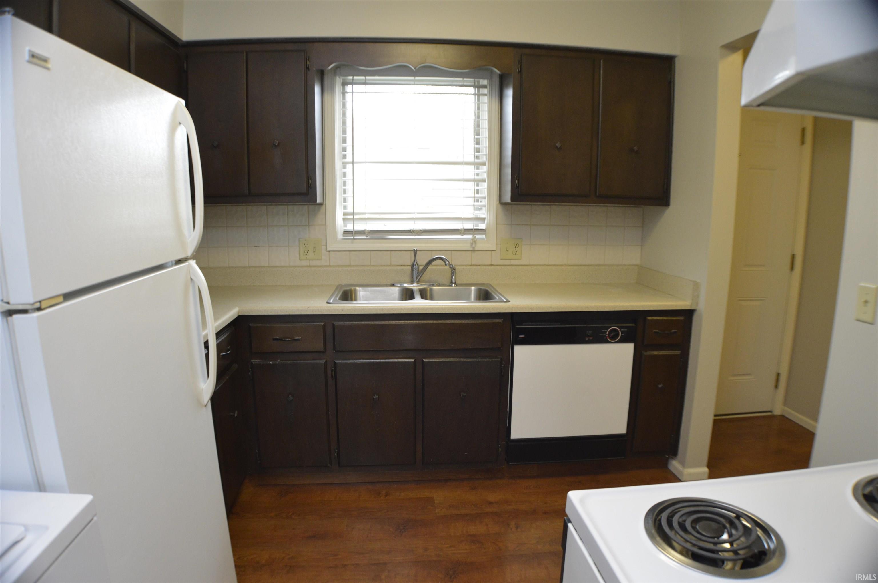 5629 Robin Run Fort Wayne, IN 46835 - Photo 9 of 28