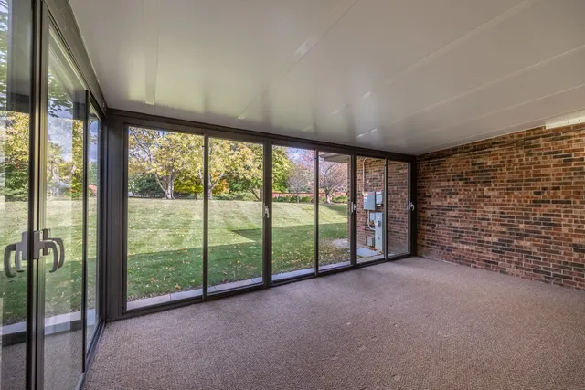 $450,000 | 39-w304 Hogan Hill, Elgin, IL 60124