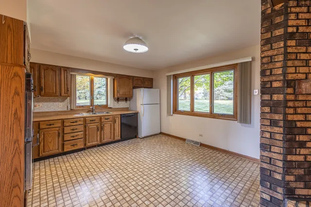 $450,000 | 39-w304 Hogan Hill, Elgin, IL 60124