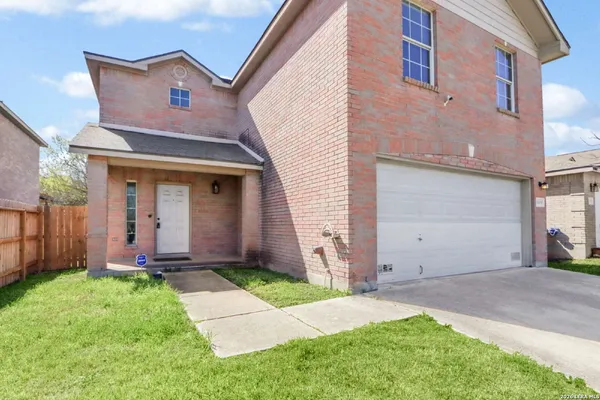 $1,900 | 10626 South Shaenridge, San Antonio, TX 78254