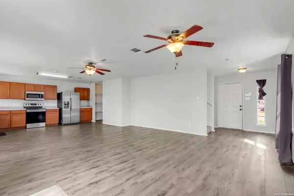 $1,900 | 10626 South Shaenridge, San Antonio, TX 78254