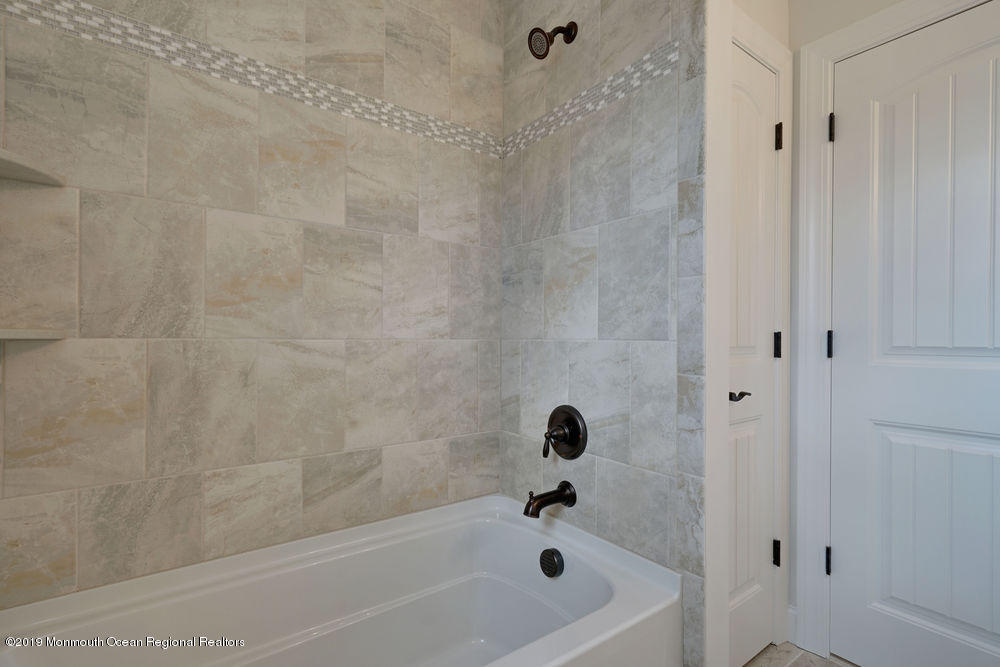 113 Lanyard Road Manahawkin, NJ 08050 - Photo 40 of 71 040_dsc07006-dsc07010