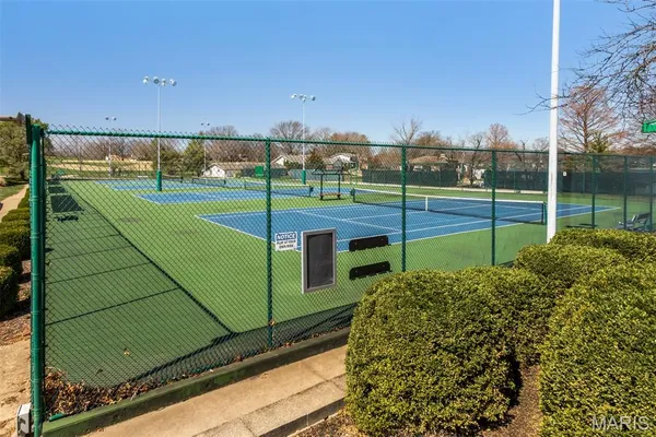 $109,900 | 113 Lemans Court, Unit 113, Lake St. Louis, MO 63367