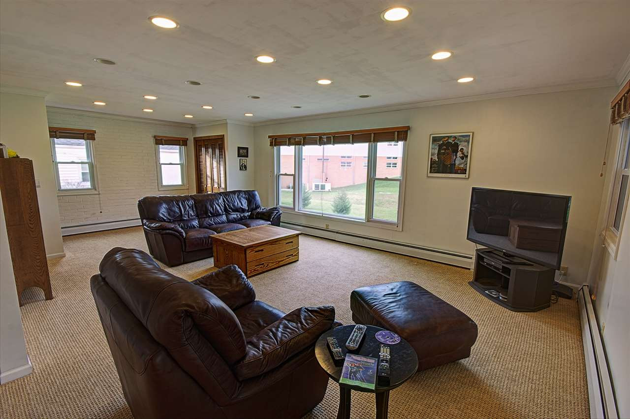 135 Lyndale Road Fort Mitchell, KY 41017 - Photo 4 of 28 Gallery Image 4