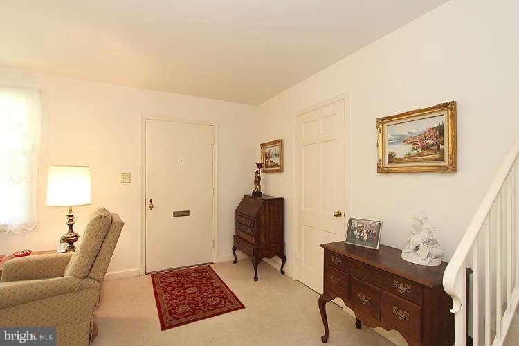 4402 Saul Road Kensington, MD 20895 - Photo 4 of 30 Living Room