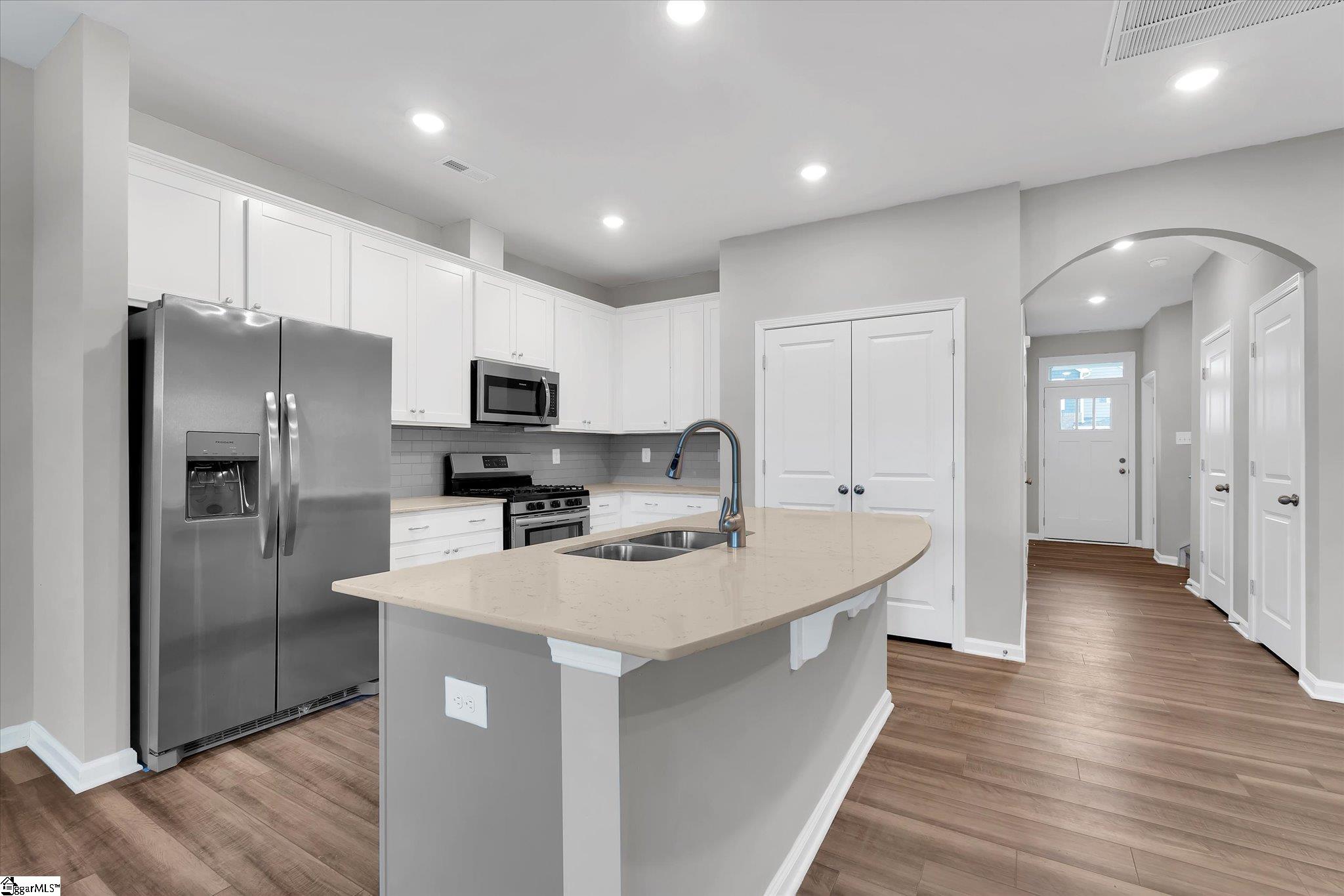 318 East Compass Way Easley, SC 29640 - Photo 4 of 26