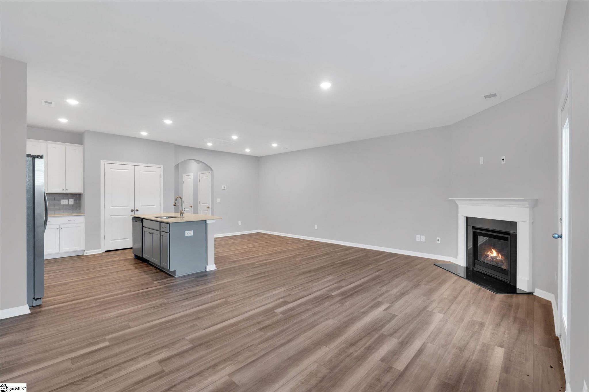 318 East Compass Way Easley, SC 29640 - Photo 10 of 26