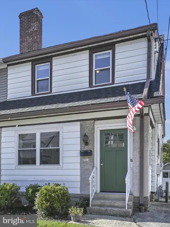 $2,300 | 2814 St Marys Road, Ardmore, PA 19003