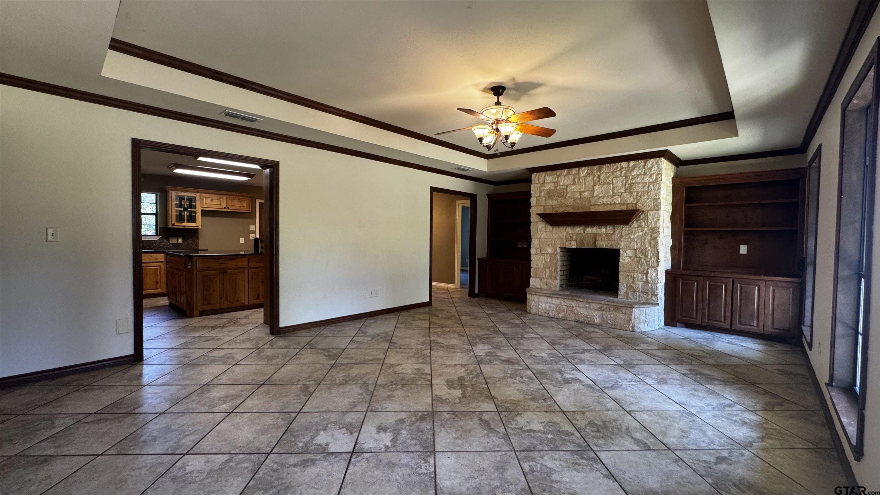 19613 C R 444 Lindale, TX 75771 - Photo 6 of 25 Gallery Image 6