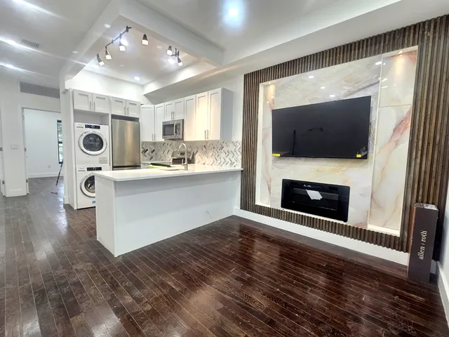 $4,500 | 2001 Fulton Street, Unit 2F | Bedford-Stuyvesant