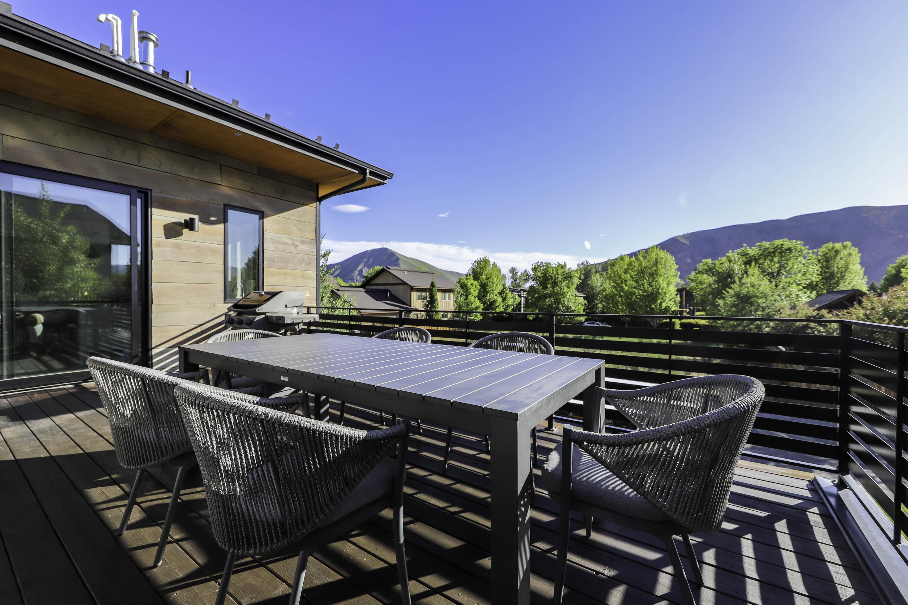 625 Doc's Hickory Drive Hailey, ID 83333 - Photo 10 of 25 Outdoor Dining on elevated deck