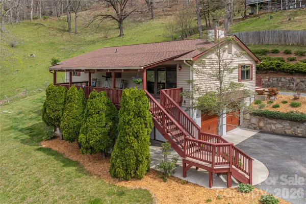 $599,000 | 134 Hillside Drive, Maggie Valley, NC 28751