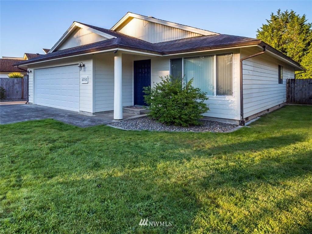 1715 Chilton Road Aberdeen, WA 98520 - Photo 1 of 13 Gallery Image 1