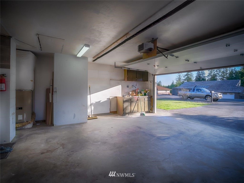 1715 Chilton Road Aberdeen, WA 98520 - Photo 11 of 13 Gallery Image 11