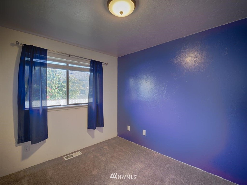 1715 Chilton Road Aberdeen, WA 98520 - Photo 10 of 13 Gallery Image 10