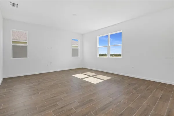 $379,999 | 1022 Wisteria Way, Dundee, FL 33838