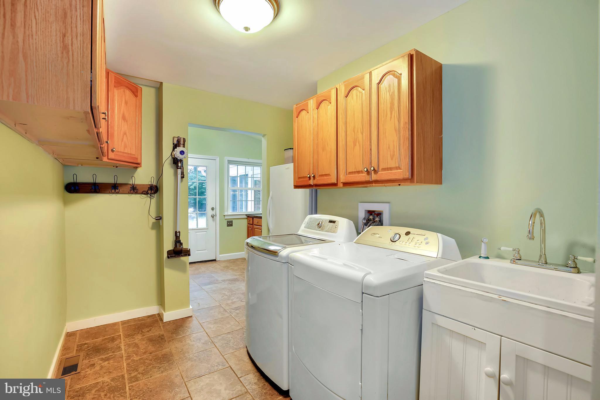 18316 Cattail Road Poolesville, MD 20837 - Photo 15 of 30 Interior (General)