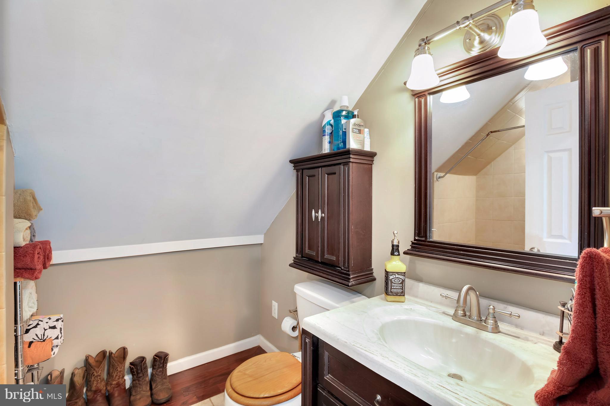 18316 Cattail Road Poolesville, MD 20837 - Photo 18 of 30 Bath