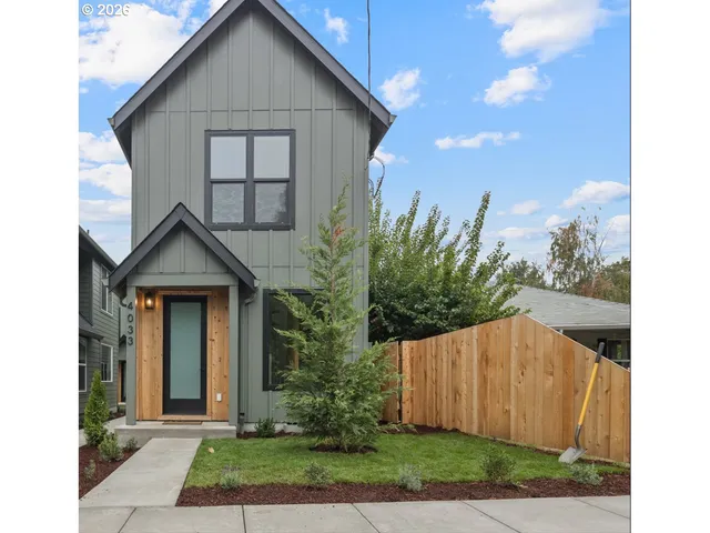 $419,900 | 4031 Southeast Tibbetts Street, Portland, OR 97202