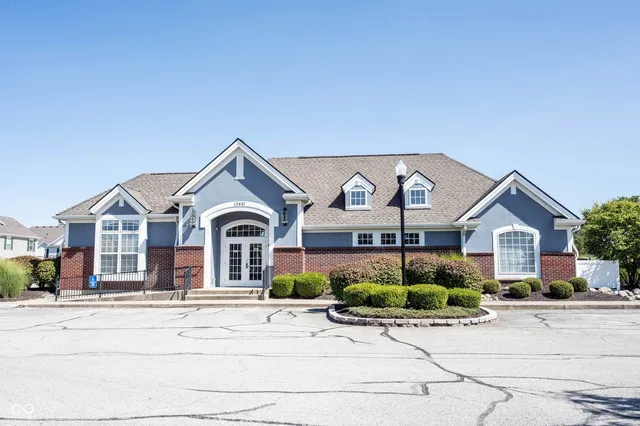 $1,600 | 12215 Pebble Street, Unit 600, Fishers, IN 46038
