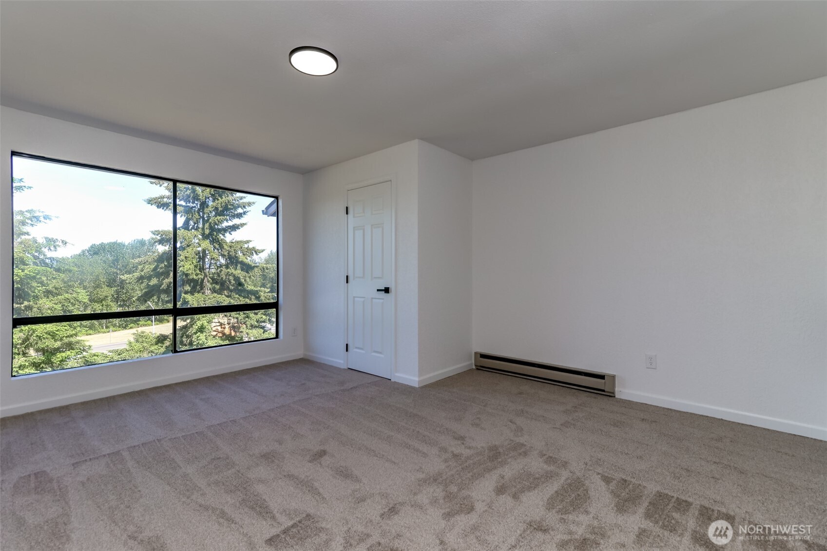 25014 Lake Fenwick Road, Unit 28 Kent, WA 98032 - Photo 19 of 35