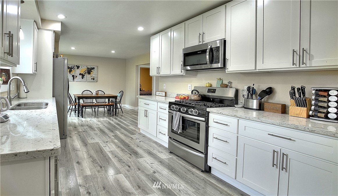 10320 Clark Road Southeast Yelm, WA 98597 - Photo 11 of 28 Gallery Image 11