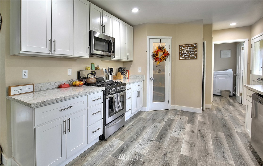 10320 Clark Road Southeast Yelm, WA 98597 - Photo 13 of 28 Gallery Image 13