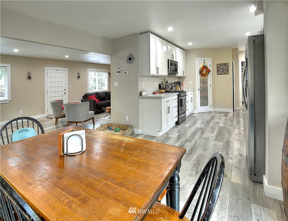 10320 Clark Road Southeast Yelm, WA 98597 - Photo 14 of 28 Gallery Image 14