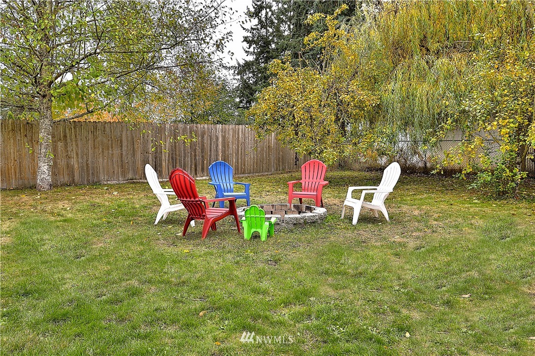 10320 Clark Road Southeast Yelm, WA 98597 - Photo 5 of 28 Gallery Image 5